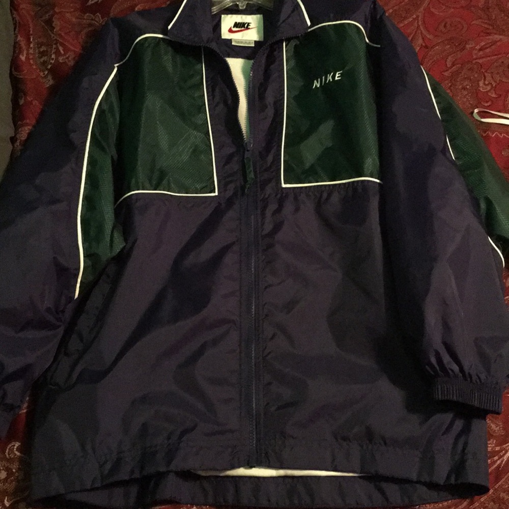 🔥🔥Make an offer. Nike Windrunner (Women’s)